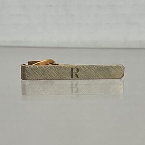 Vintage Retro Letter "R" Monogrammed Gold Tone Brass Textured Finish Tie Clip